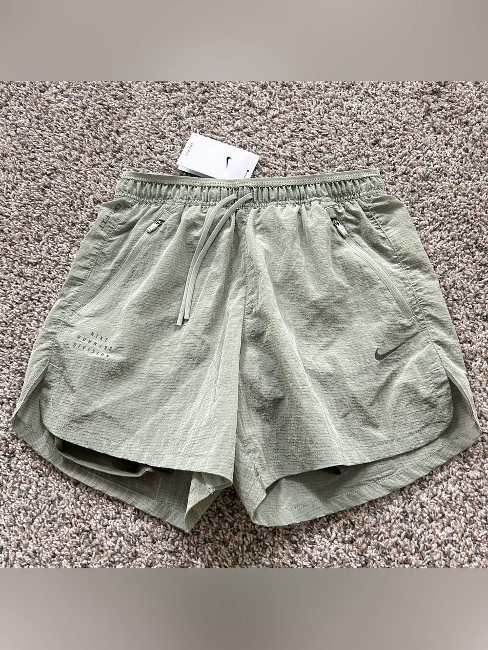Nike Stride 5” Dri-FIT Lined Running Shorts Green Mens Small FZ1135-370